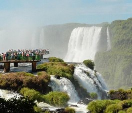 Volá a Iguazú desde Rosario en 18 cuotas de $500